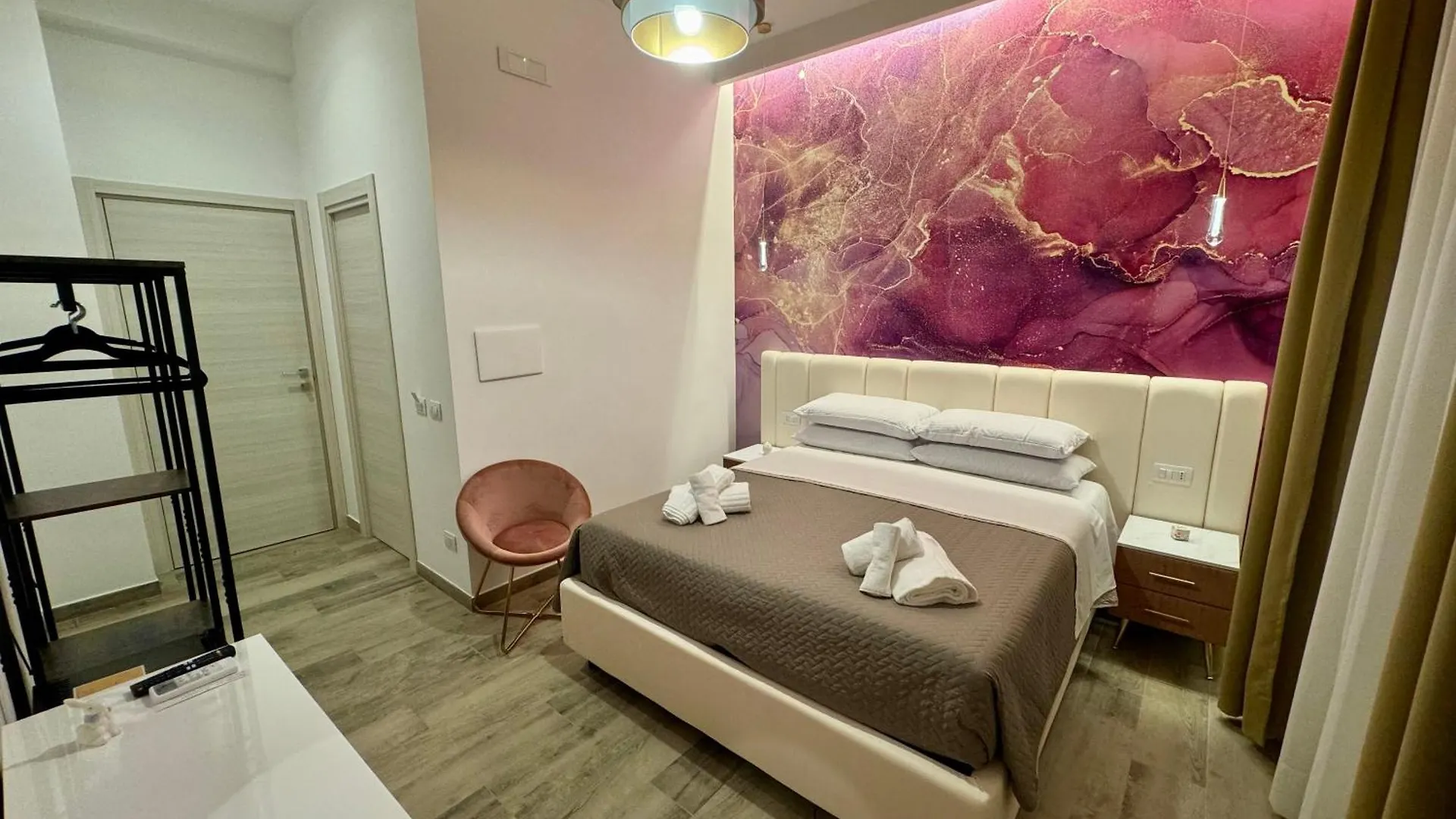 Le Dimore Di Lorenzo Naples Guest house